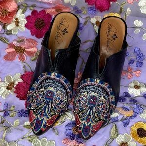Patricia Nash Leather Roberta Embroidered Mule 8